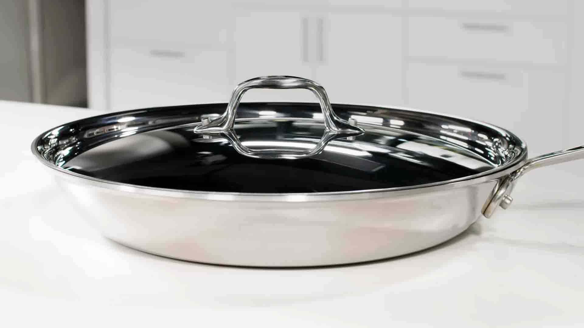 WHAT IS THE BEST POOTS AND PANS FOR GAS STOVE
